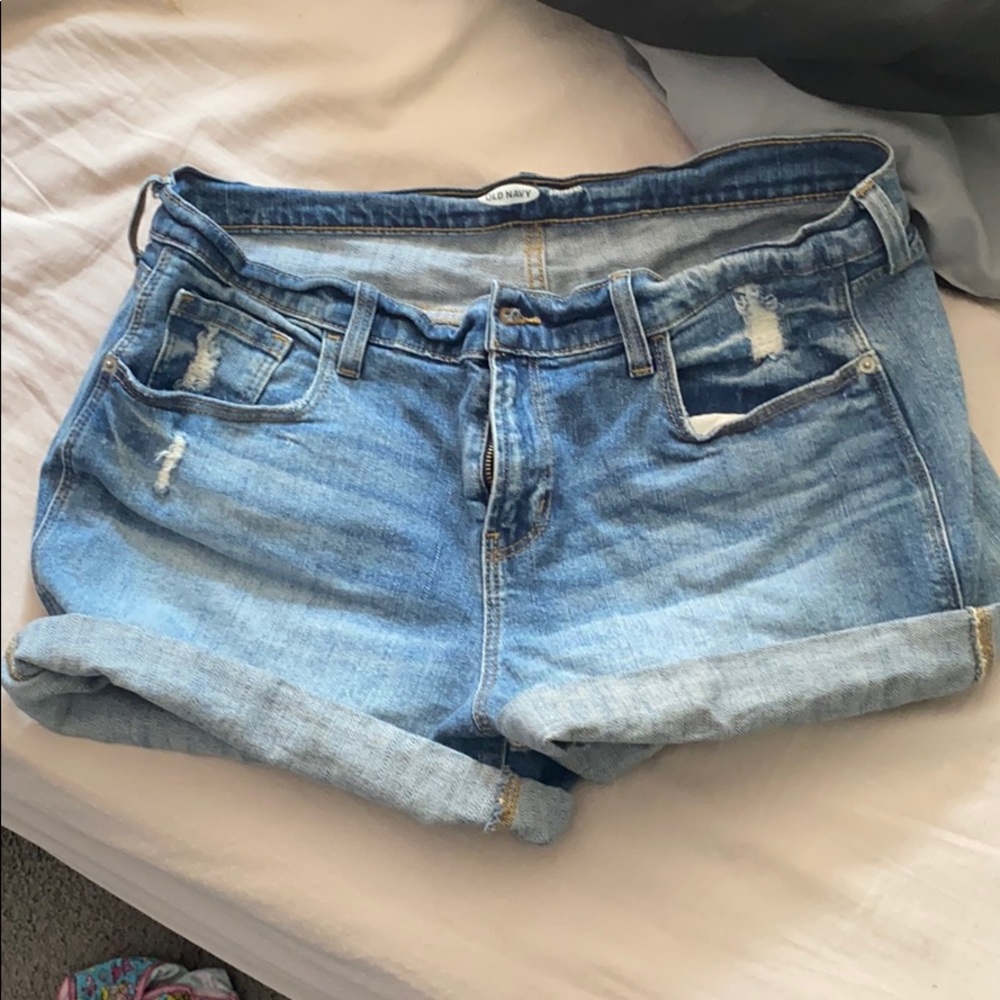 Old navy boyfriend style Jean shorts